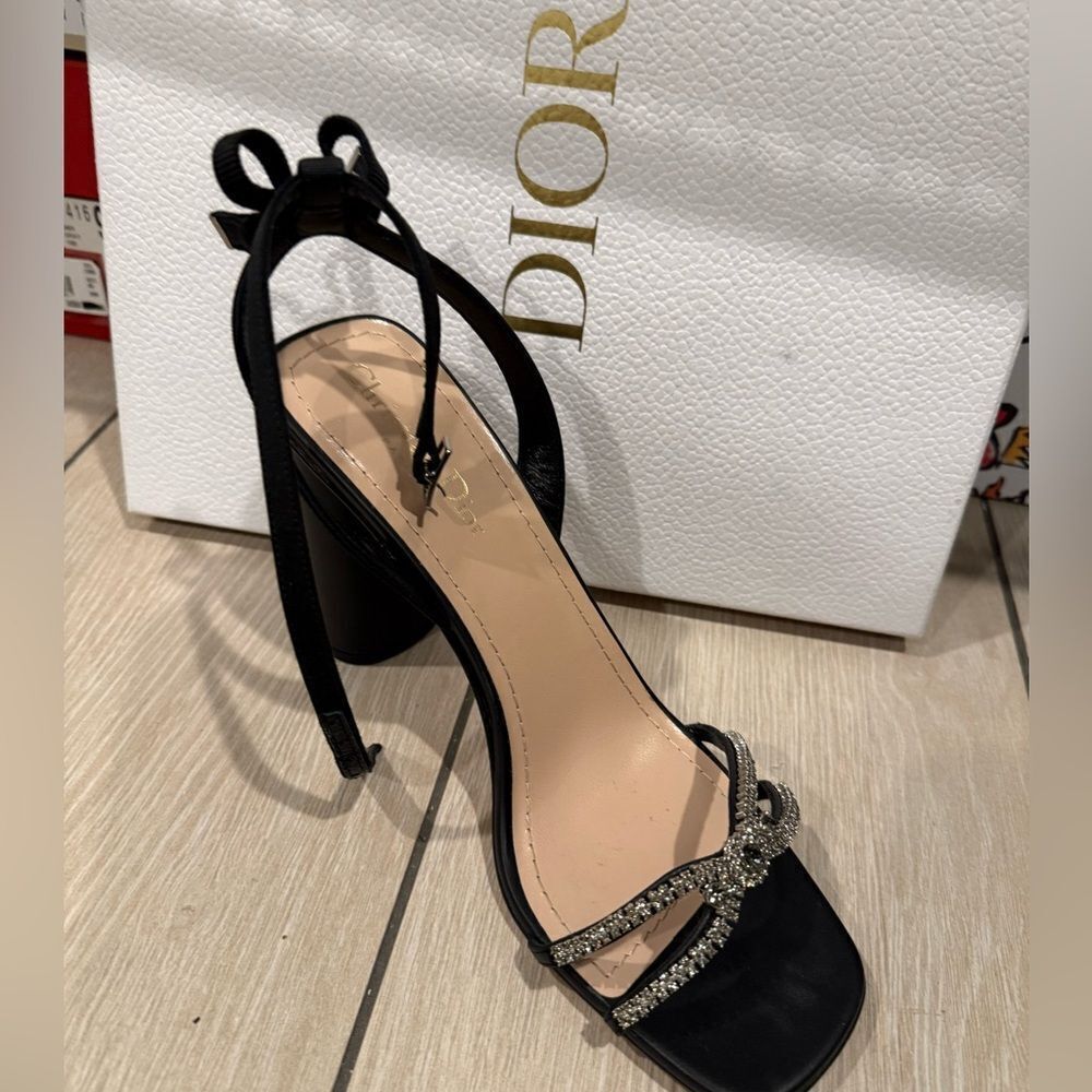 Brand new women’s Dior size 40